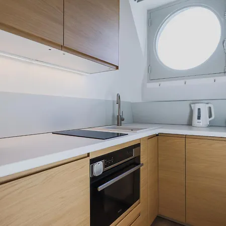 Appartement Studio For 2 With Eiffel Tower View *